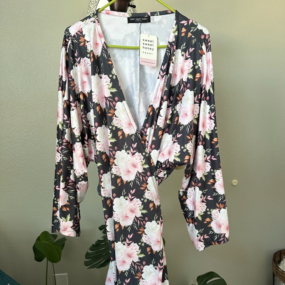 Hawaiian Print Wrap Dress